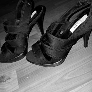 Vera Wang heels